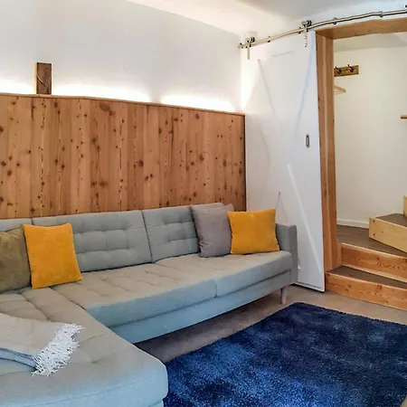 2 Bedroom Nice In Kolbnitz Semesterbostad